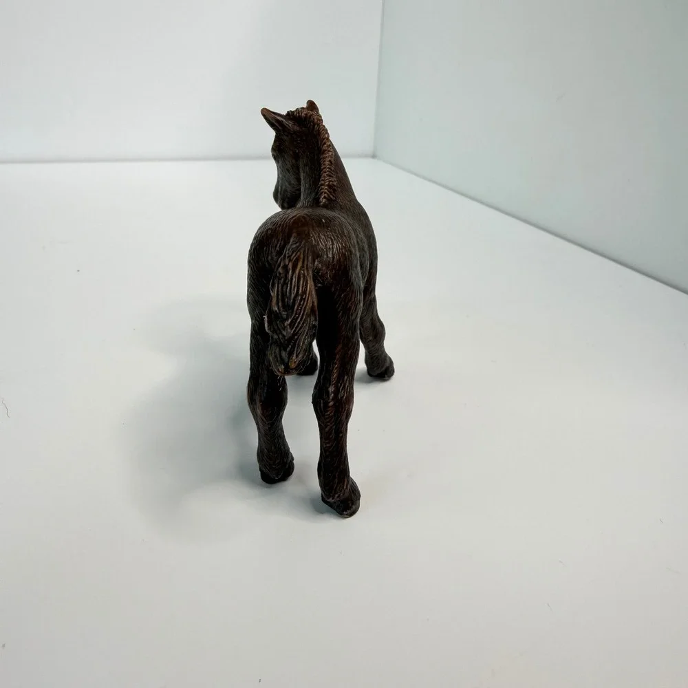 Schleich Horse Foal Figure Unisex OS Brown 2007 Realistic Animal Toy Collectible